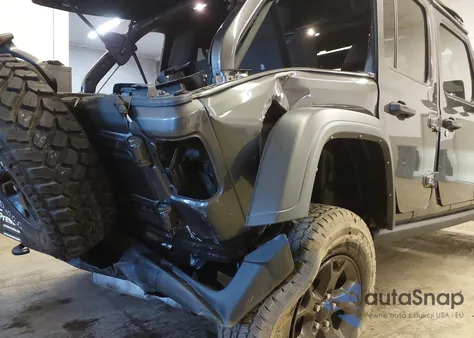 2021 Jeep Wrangler Unlimited Willys 4X4 из США, поврежденный, VIN 1C4HJXDN8MW744768